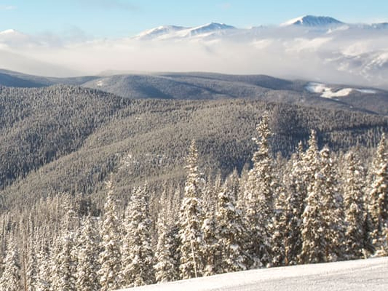 Skier Dies at Keystone