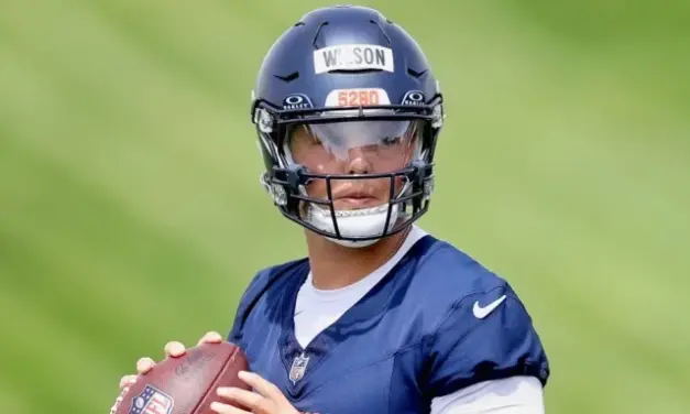 Broncos QB Hopeful Zach Wilson Debuts New Look