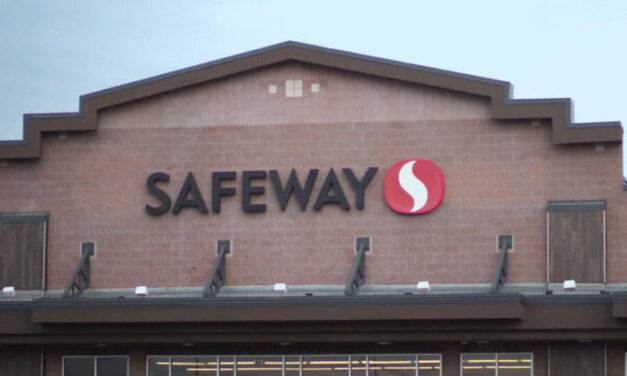 Safeway Union Workers in Colorado Could Strike Sunday Amid Staffing and Healthcare Disputes