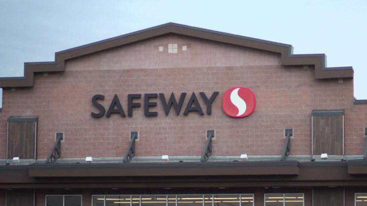 Safeway Union Workers in Colorado Could Strike Sunday Amid Staffing and Healthcare Disputes