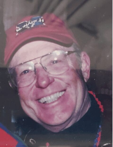 Thane R. Lincicome November 2, 1940 ~ December 1, 2025