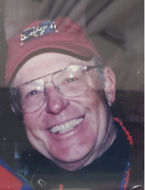 Thane R. Lincicome November 2, 1940 ~ December 1, 2025