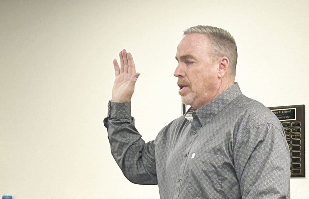 Tom Murphy sworn in as Conservancy District board member
